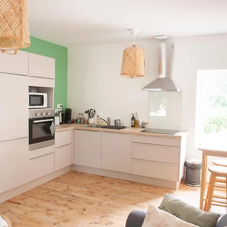 Lägenhet Immeuble De 3 Avec Cour Interieure Brest